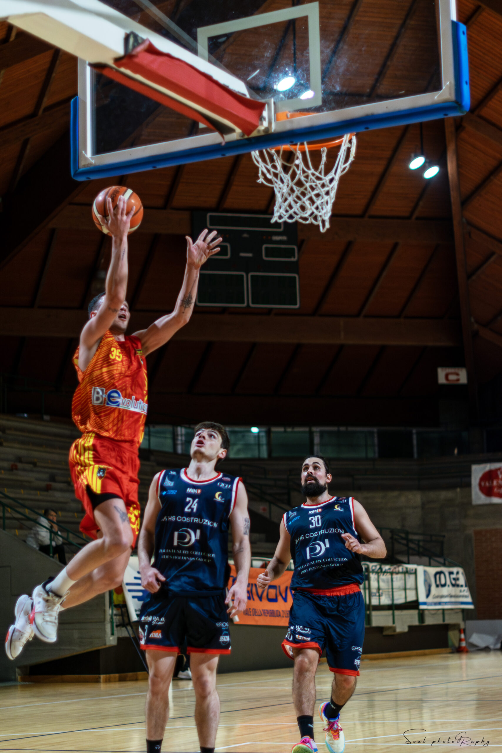 Lupa Lecce in attacco!